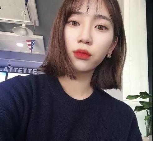 显脸小的女生发型