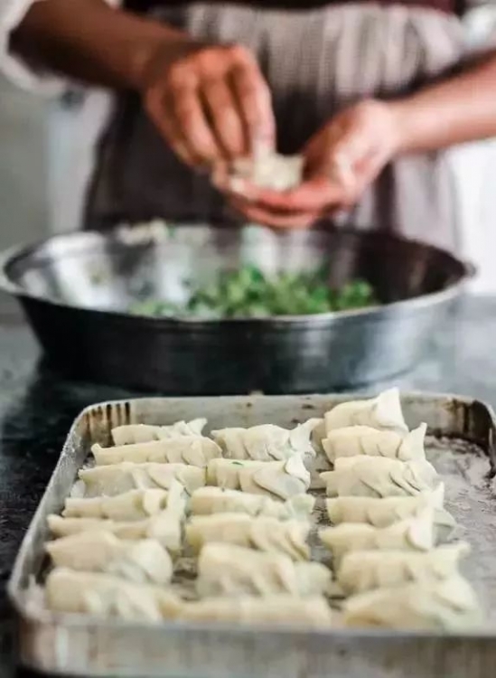 酸汤水饺的做法