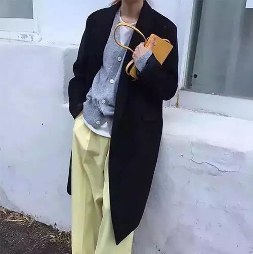 微胖女生秋冬怎么搭配衣服 微胖女生秋冬怎么穿衣打扮