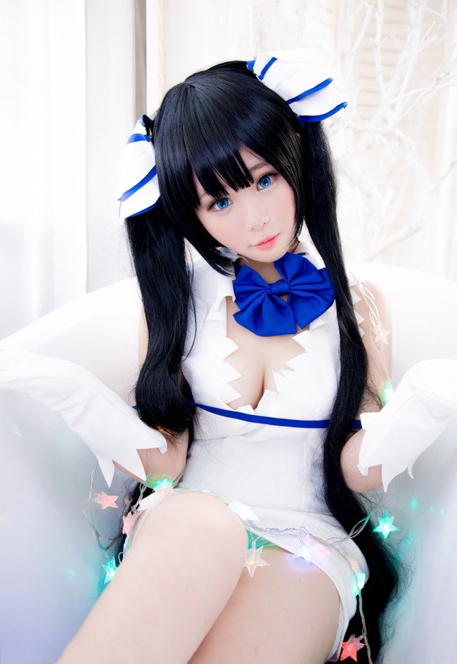 巨乳萝莉cosplay赫斯缇雅福图片